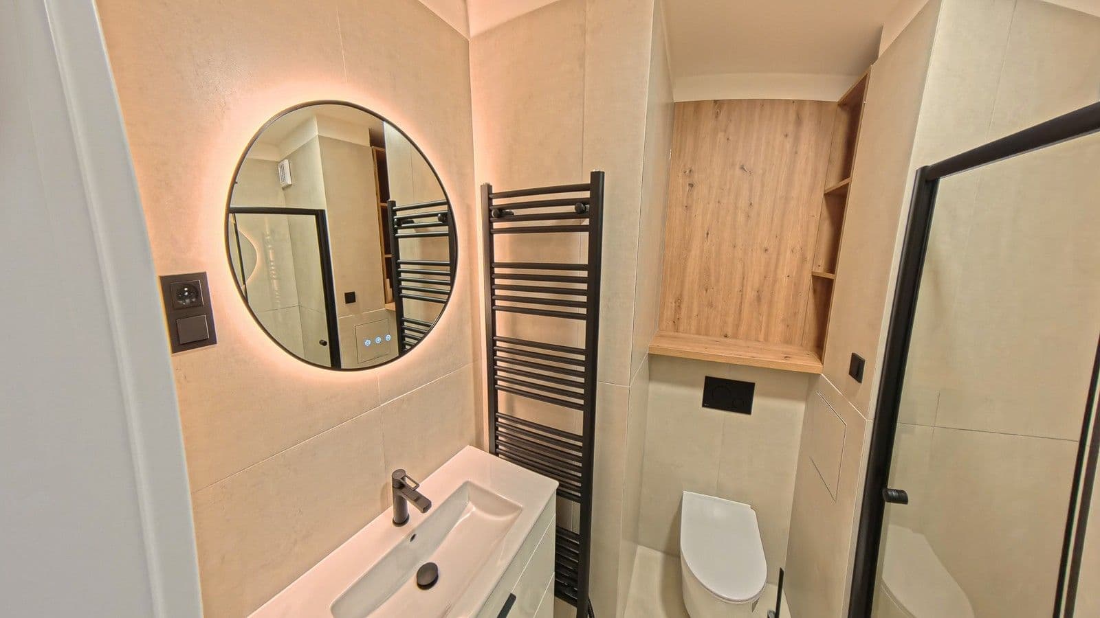 Prodej bytu 3+1 63 m², Lipová-lázně, Olomoucký kraj Prodej bytu 3+1 63 m², Lipová-lázně, Olomoucký kraj