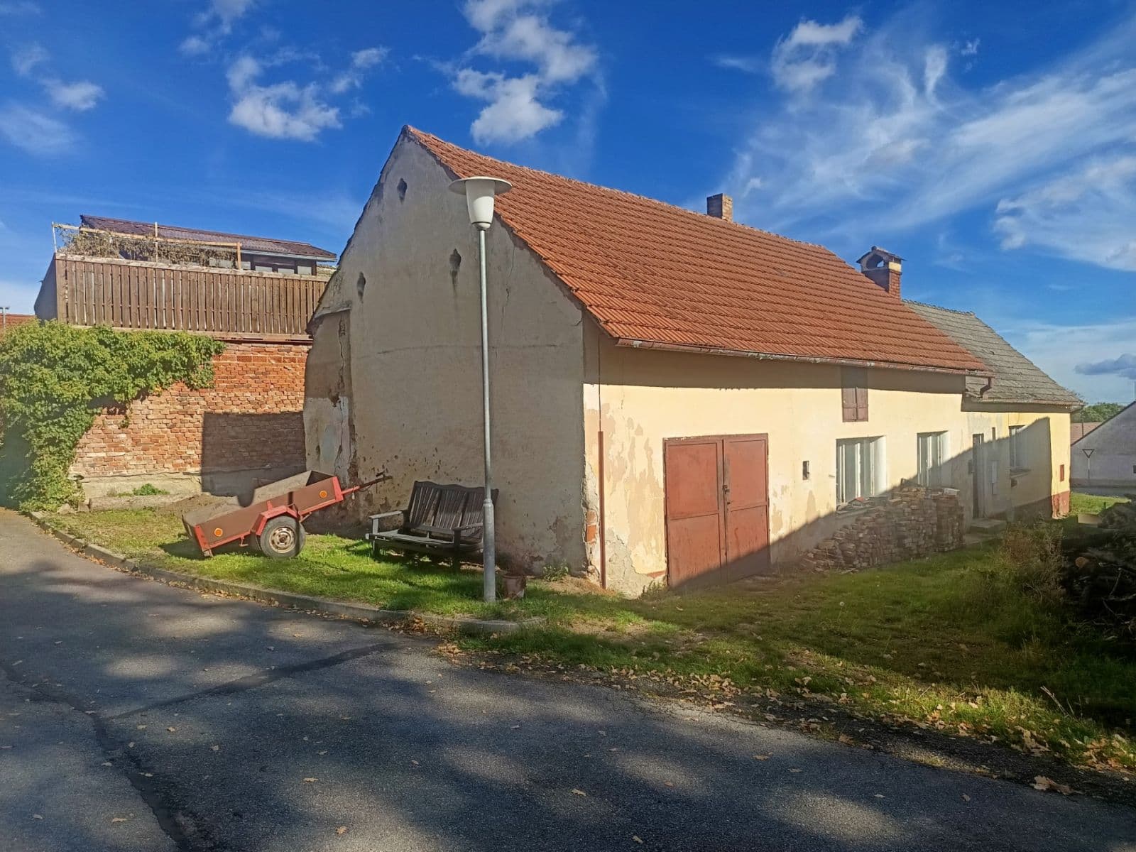 Prodej domu 120 m², pozemek 220 m², Svatojánská, Lhenice, Jihočeský kraj Prodej domu 120 m², pozemek 220 m², Svatojánská, Lhenice, Jihočeský kraj