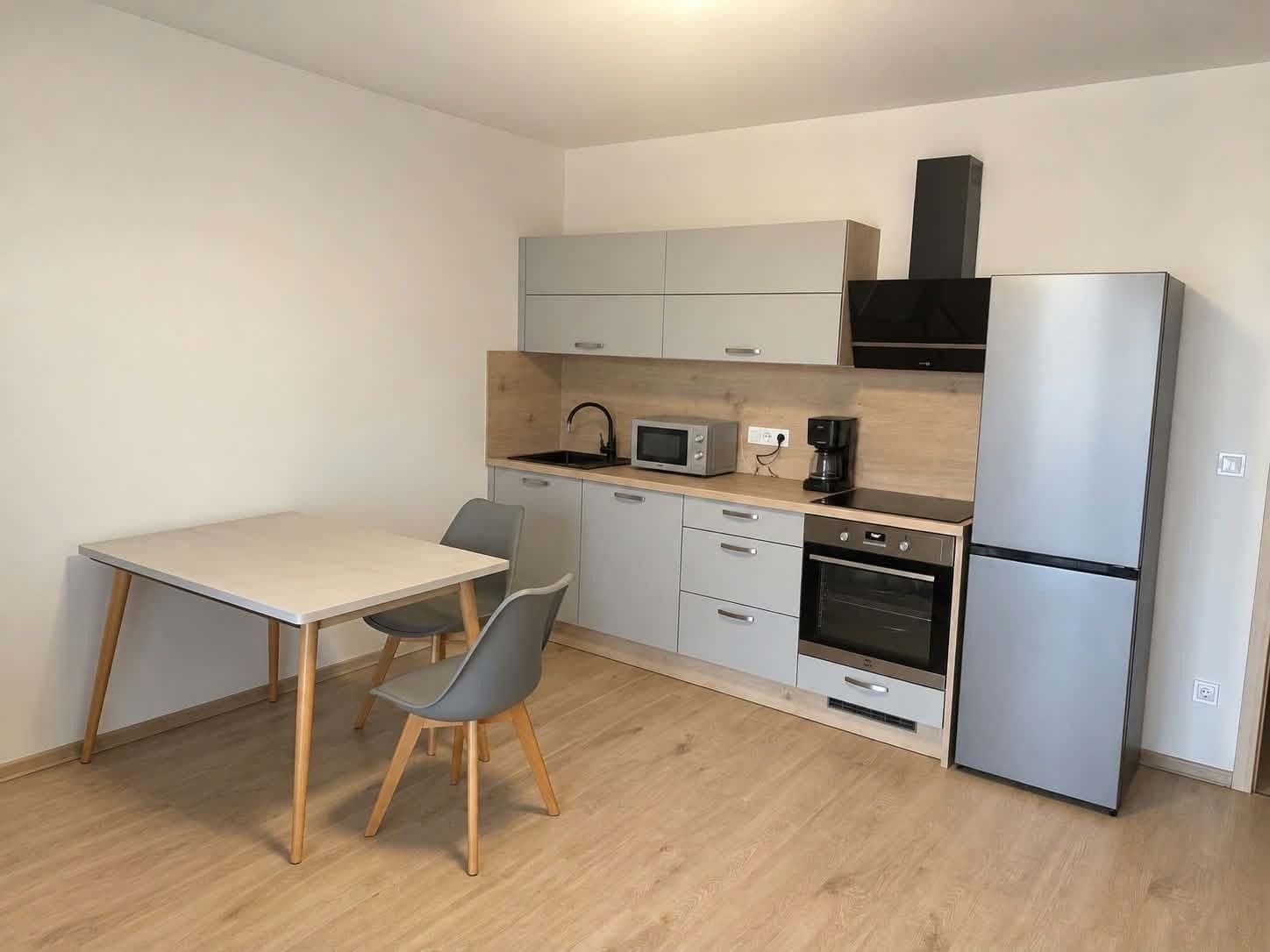 Pronájem bytu 1+kk 35 m², Janského, Olomouc, Olomoucký kraj Pronájem bytu 1+kk 35 m², Janského, Olomouc, Olomoucký kraj