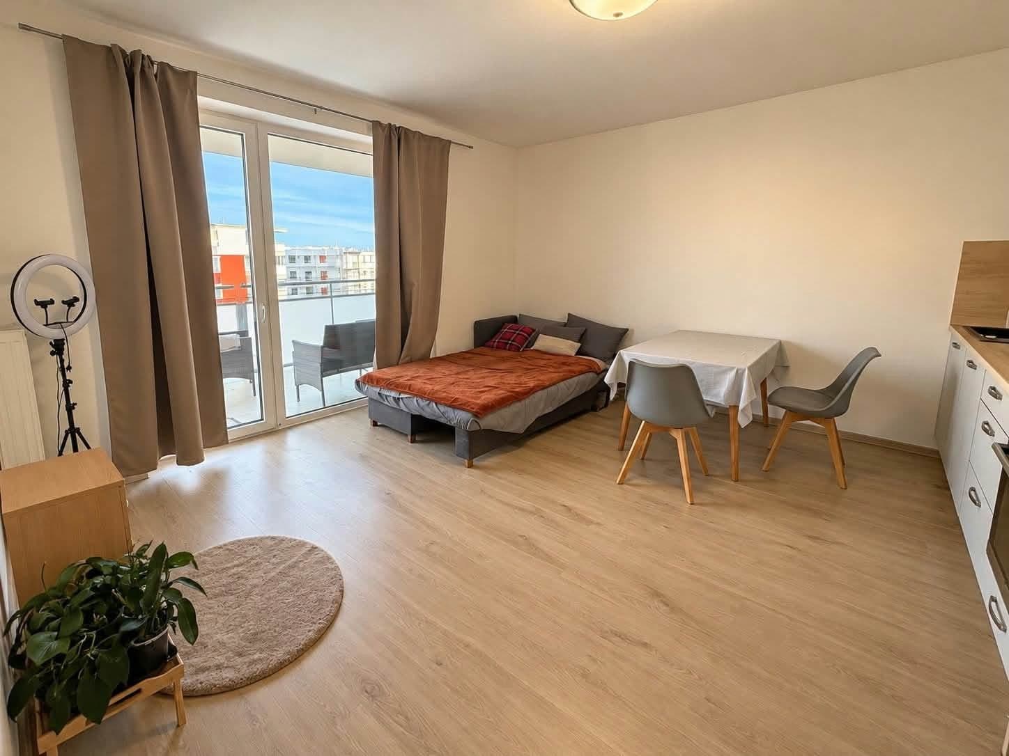Pronájem bytu 1+kk 35 m², Janského, Olomouc, Olomoucký kraj Pronájem bytu 1+kk 35 m², Janského, Olomouc, Olomoucký kraj