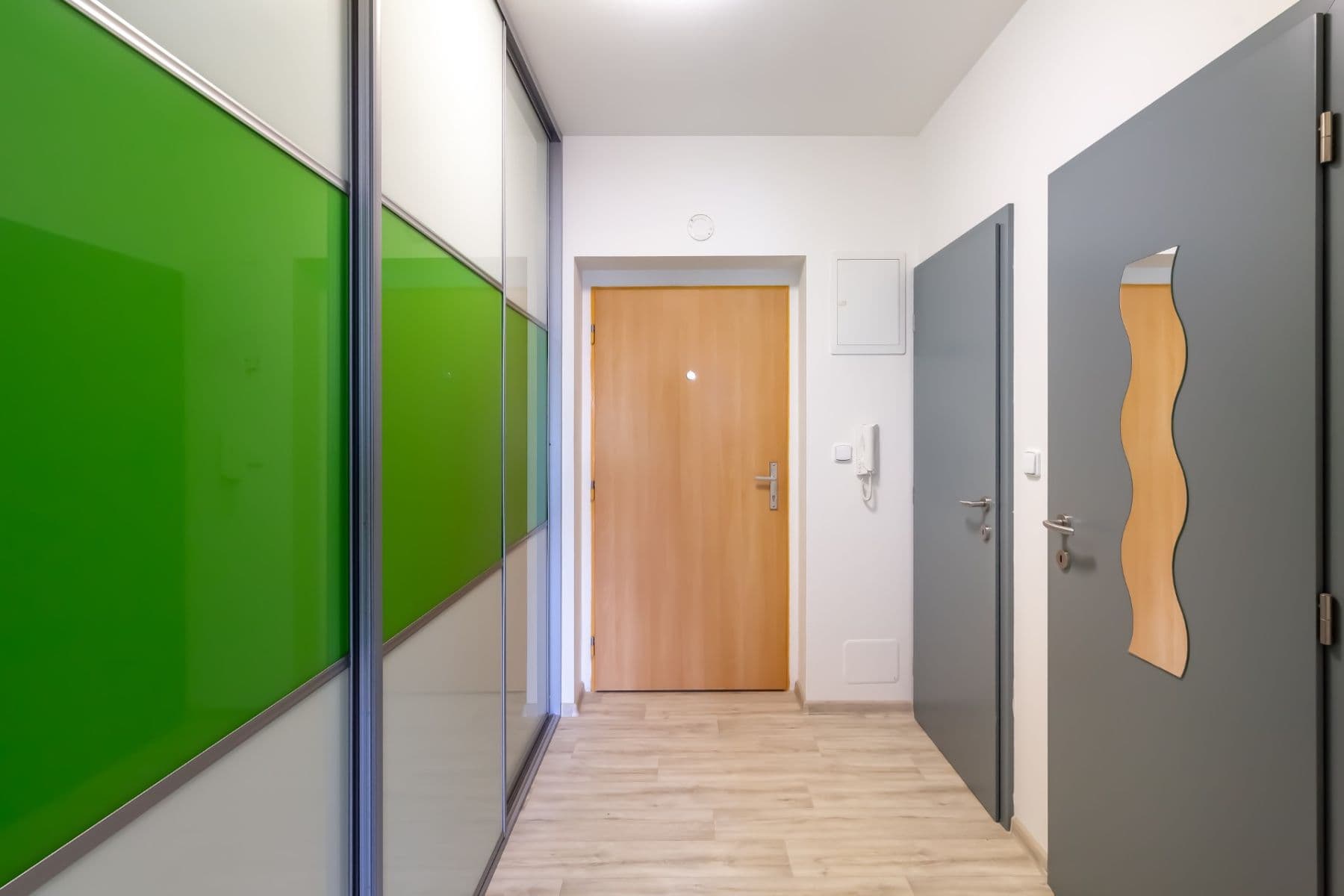 Pronájem bytu 1+kk 40 m², Peškova, Olomouc, Olomoucký kraj Pronájem bytu 1+kk 40 m², Peškova, Olomouc, Olomoucký kraj