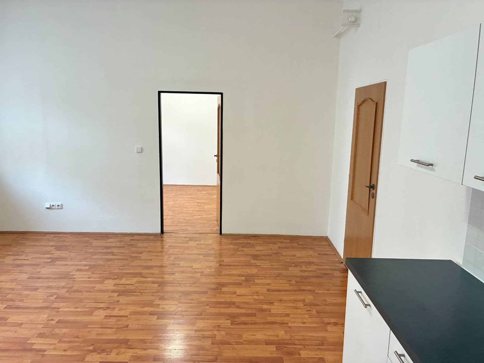 Pronájem bytu 2+kk 81 m², T. G. Masaryka, Karlovy Vary, Karlovarský kraj Pronájem bytu 2+kk 81 m², T. G. Masaryka, Karlovy Vary, Karlovarský kraj