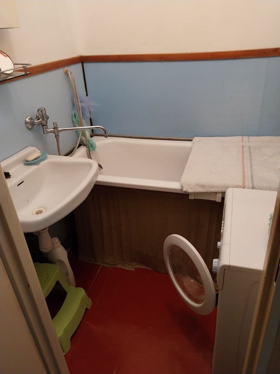 Pronájem bytu 2+1 55 m², Kapraďová, Praha, Praha Pronájem bytu 2+1 55 m², Kapraďová, Praha, Praha