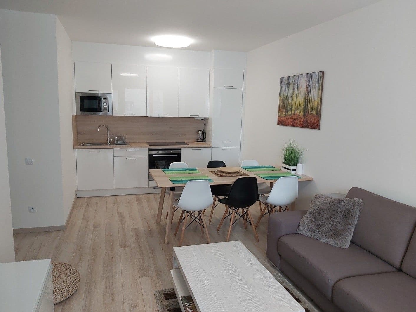 Prodej bytu 2+1 84 m², Tomislava P. Kolakoviča, Devínska Nová Ves, Bratislavský kraj Prodej bytu 2+1 84 m², Tomislava P. Kolakoviča, Devínska Nová Ves, Bratislavský kraj