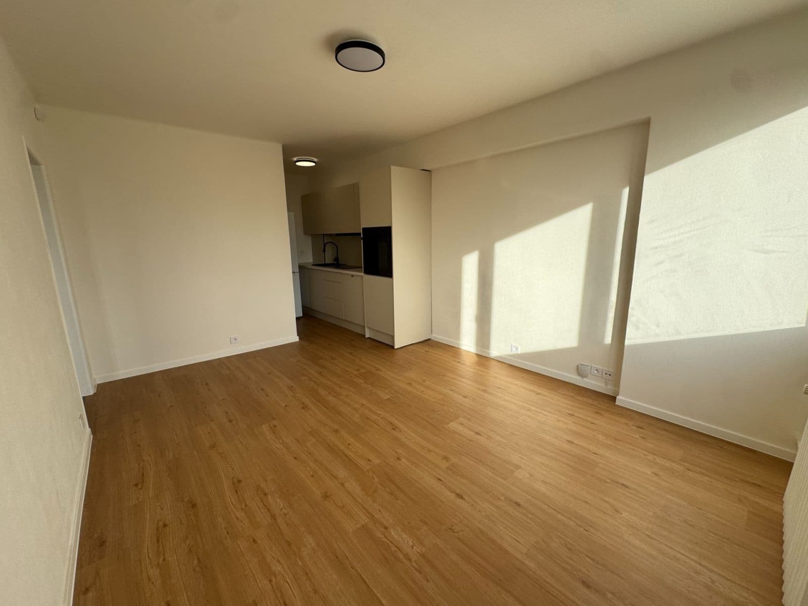 Pronájem bytu 3+kk 43 m², Evropská, Praha, Praha Pronájem bytu 3+kk 43 m², Evropská, Praha, Praha
