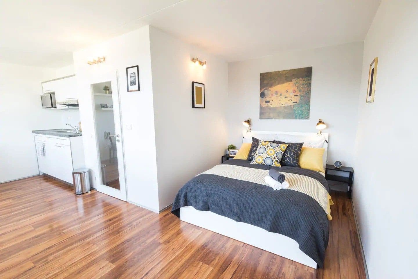Pronájem bytu 1+kk 28 m², Molákova, Praha, Praha Pronájem bytu 1+kk 28 m², Molákova, Praha, Praha