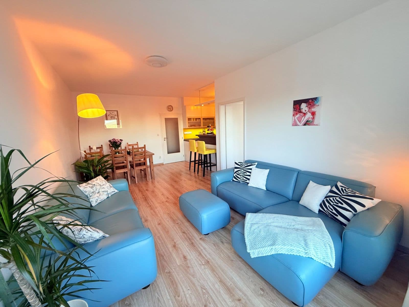 Prodej bytu 3+kk 73 m², Komenského, Vrchlabí, Královéhradecký kraj Prodej bytu 3+kk 73 m², Komenského, Vrchlabí, Královéhradecký kraj