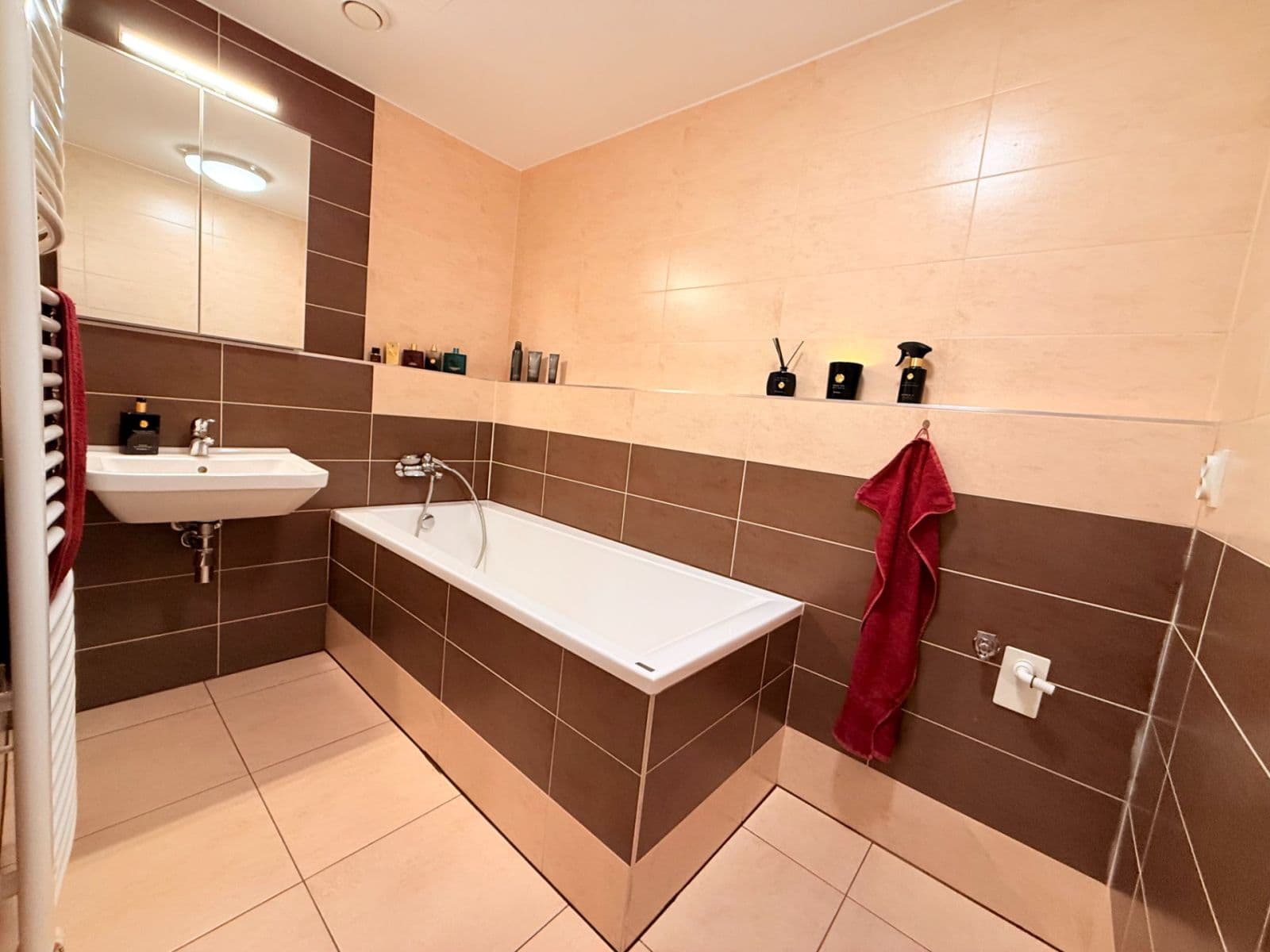 Prodej bytu 3+kk 73 m², Komenského, Vrchlabí, Královéhradecký kraj Prodej bytu 3+kk 73 m², Komenského, Vrchlabí, Královéhradecký kraj