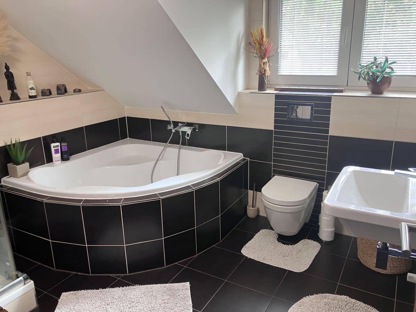 Prodej domu 127 m², pozemek 669 m², Na Větrově, Nová Ves pod Pleší, Středočeský kraj Prodej domu 127 m², pozemek 669 m², Na Větrově, Nová Ves pod Pleší, Středočeský kraj