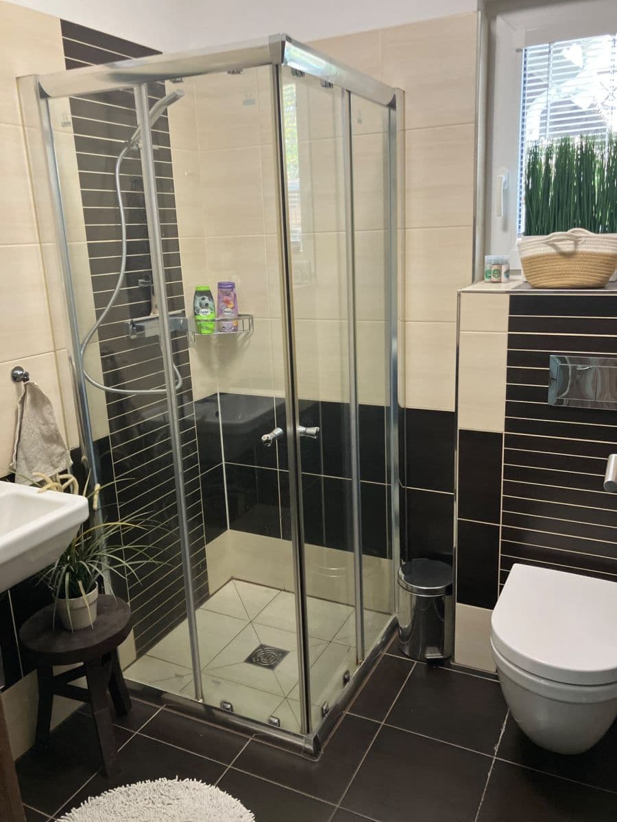 Prodej domu 127 m², pozemek 669 m², Na Větrově, Nová Ves pod Pleší, Středočeský kraj Prodej domu 127 m², pozemek 669 m², Na Větrově, Nová Ves pod Pleší, Středočeský kraj
