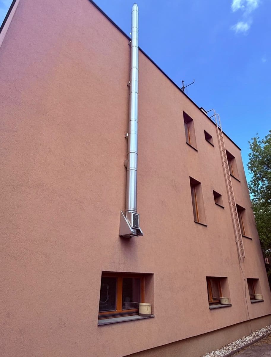 Prodej domu 245 m², pozemek 600 m², Horní, Jihlava, Kraj Vysočina Prodej domu 245 m², pozemek 600 m², Horní, Jihlava, Kraj Vysočina