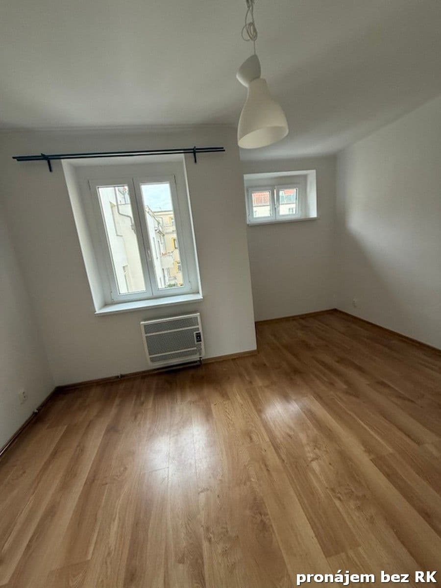 Pronájem bytu 2+1 51 m², Nad Primaskou, Praha, Praha Pronájem bytu 2+1 51 m², Nad Primaskou, Praha, Praha