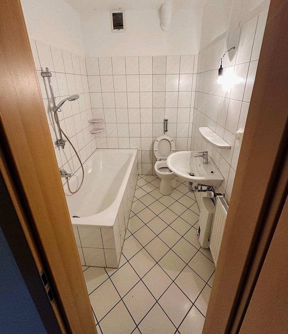 Pronájem bytu 4+kk 97 m², körnerstraße 4, Essen, Severní Porýní-Vestfálsko Pronájem bytu 4+kk 97 m², körnerstraße 4, Essen, Severní Porýní-Vestfálsko