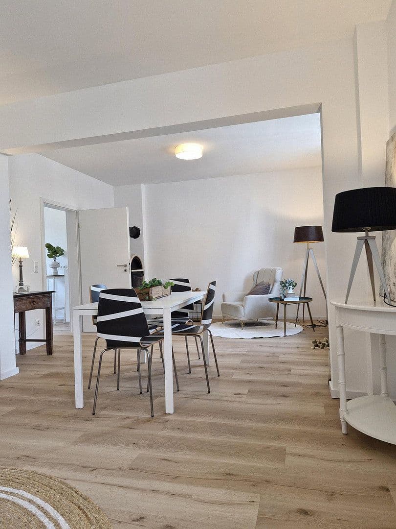 Prodej domu 107 m², pozemek 557 m², Kösters Busch 40, Essen, Severní Porýní-Vestfálsko Prodej domu 107 m², pozemek 557 m², Kösters Busch 40, Essen, Severní Porýní-Vestfálsko