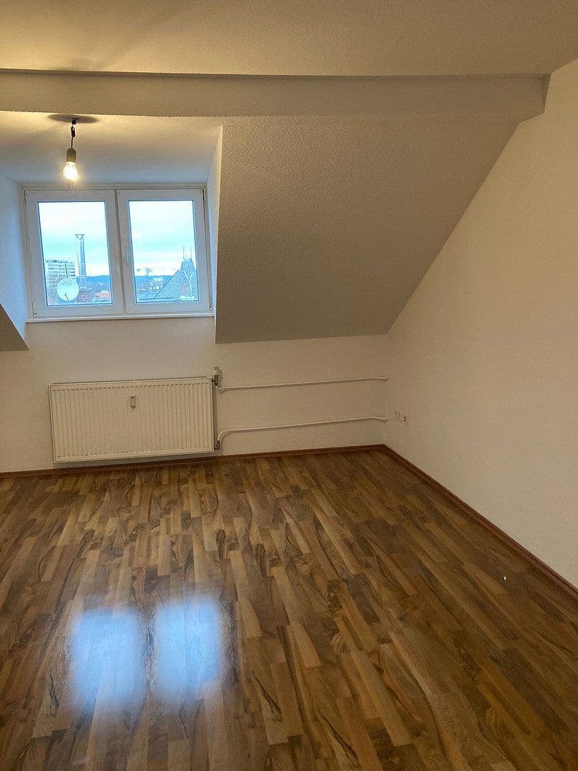 Pronájem bytu 3+1 55 m², Bismarckstraße 10, Offenbach am Main, Hessen Pronájem bytu 3+1 55 m², Bismarckstraße 10, Offenbach am Main, Hessen