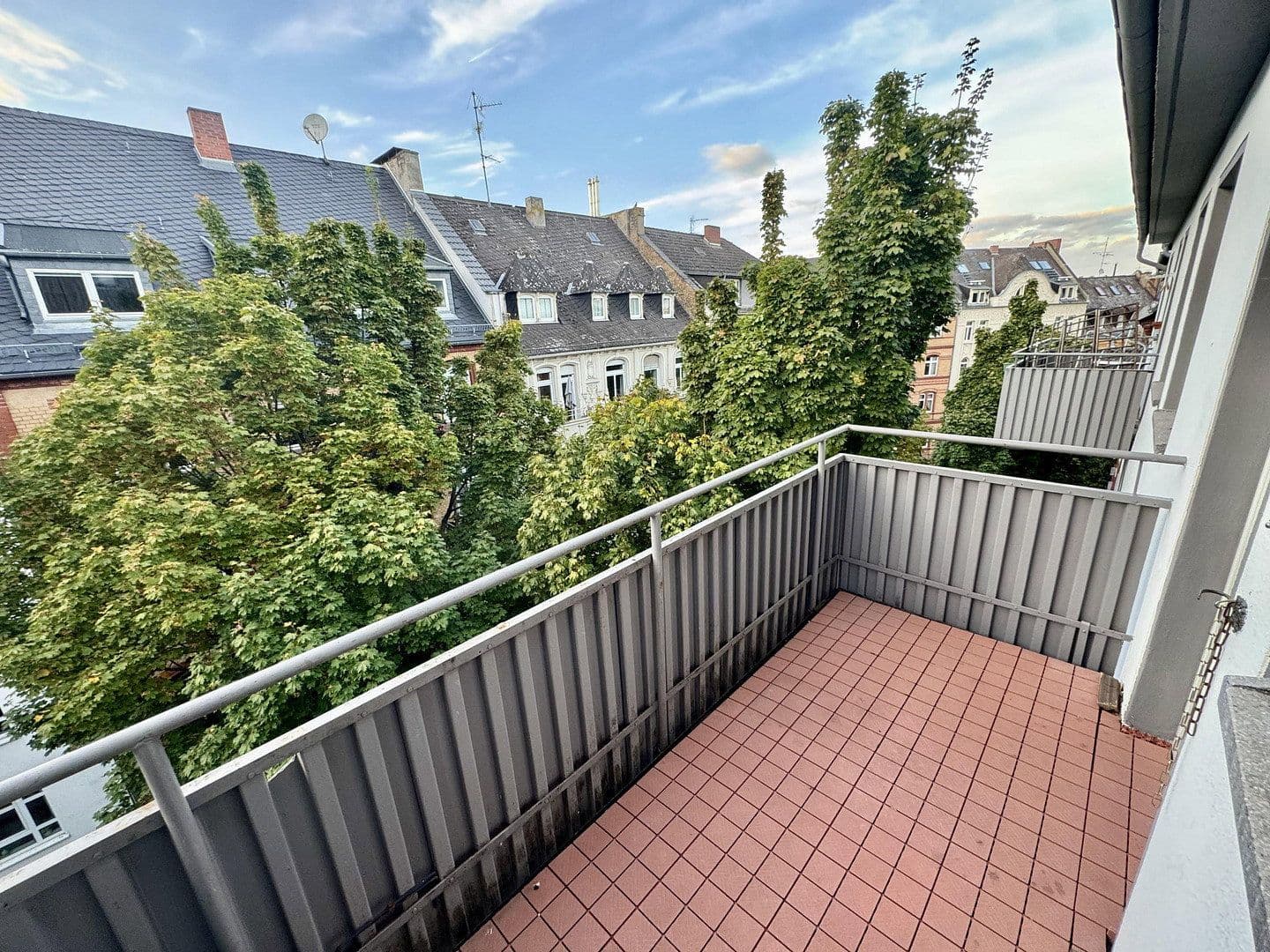 Pronájem bytu 2+1 61 m², Emmanuel-Geibel-Straße 18, Wiesbaden, Hessen Pronájem bytu 2+1 61 m², Emmanuel-Geibel-Straße 18, Wiesbaden, Hessen