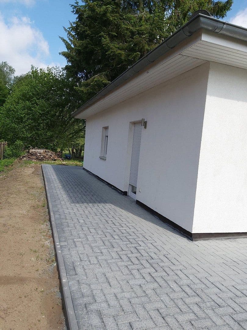 Prodej domu 105 m², pozemek 4.654 m², Steinhorst, Dolní Sasko Prodej domu 105 m², pozemek 4.654 m², Steinhorst, Dolní Sasko