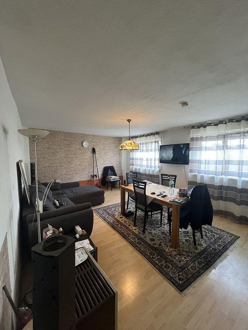 Prodej domu 132 m², pozemek 358 m², Karlsruhe, Bádensko-Württembersko Prodej domu 132 m², pozemek 358 m², Karlsruhe, Bádensko-Württembersko