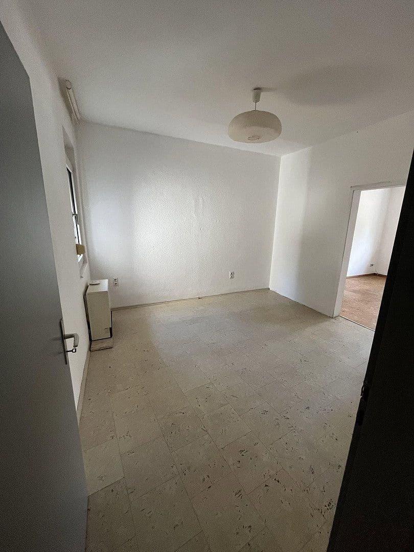 Prodej domu 132 m², pozemek 358 m², Karlsruhe, Bádensko-Württembersko Prodej domu 132 m², pozemek 358 m², Karlsruhe, Bádensko-Württembersko