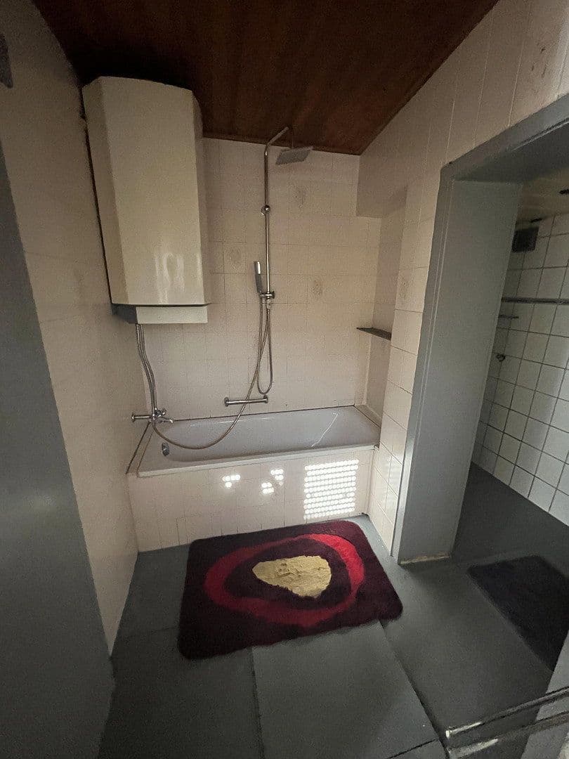 Prodej domu 132 m², pozemek 358 m², Karlsruhe, Bádensko-Württembersko Prodej domu 132 m², pozemek 358 m², Karlsruhe, Bádensko-Württembersko