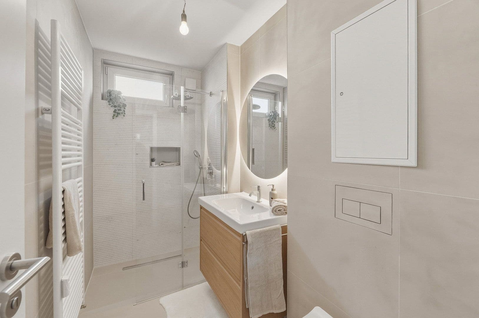Prodej bytu 3+1 62 m², Leinfelden-Echterdingen, Bádensko-Württembersko Prodej bytu 3+1 62 m², Leinfelden-Echterdingen, Bádensko-Württembersko