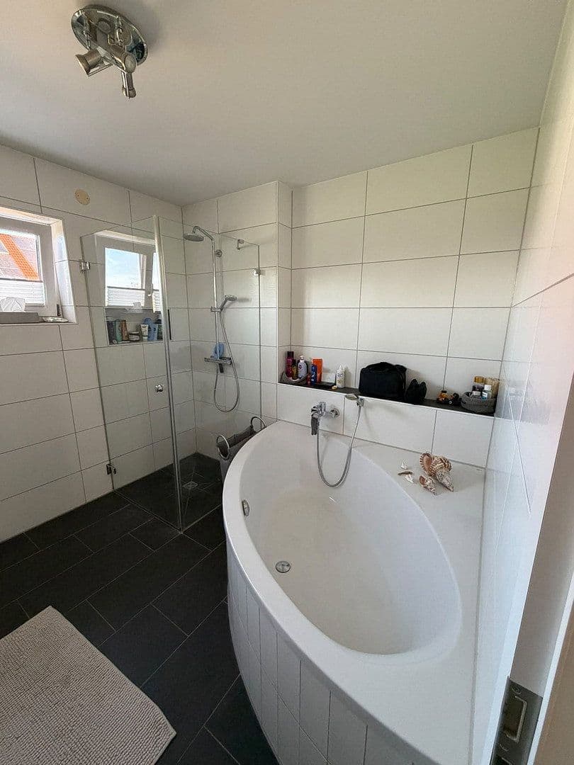 Prodej domu 141 m², pozemek 228 m², Oberschleißheim, Bavorsko Prodej domu 141 m², pozemek 228 m², Oberschleißheim, Bavorsko
