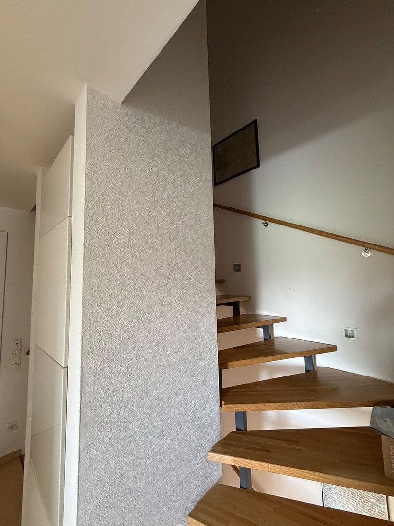 Prodej domu 141 m², pozemek 228 m², Oberschleißheim, Bavorsko Prodej domu 141 m², pozemek 228 m², Oberschleißheim, Bavorsko