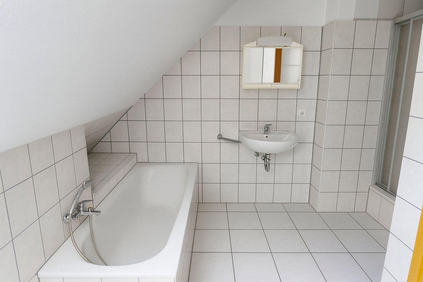 Pronájem bytu 3+1 100 m², Brundelstraße 20, Bochum, Severní Porýní-Vestfálsko Pronájem bytu 3+1 100 m², Brundelstraße 20, Bochum, Severní Porýní-Vestfálsko