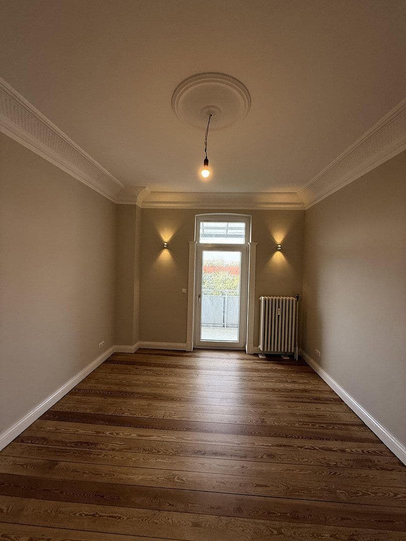 Pronájem bytu 3+1 80 m², Holtenauer Straße 319, Kiel, Šlesvicko-Holštýnsko Pronájem bytu 3+1 80 m², Holtenauer Straße 319, Kiel, Šlesvicko-Holštýnsko