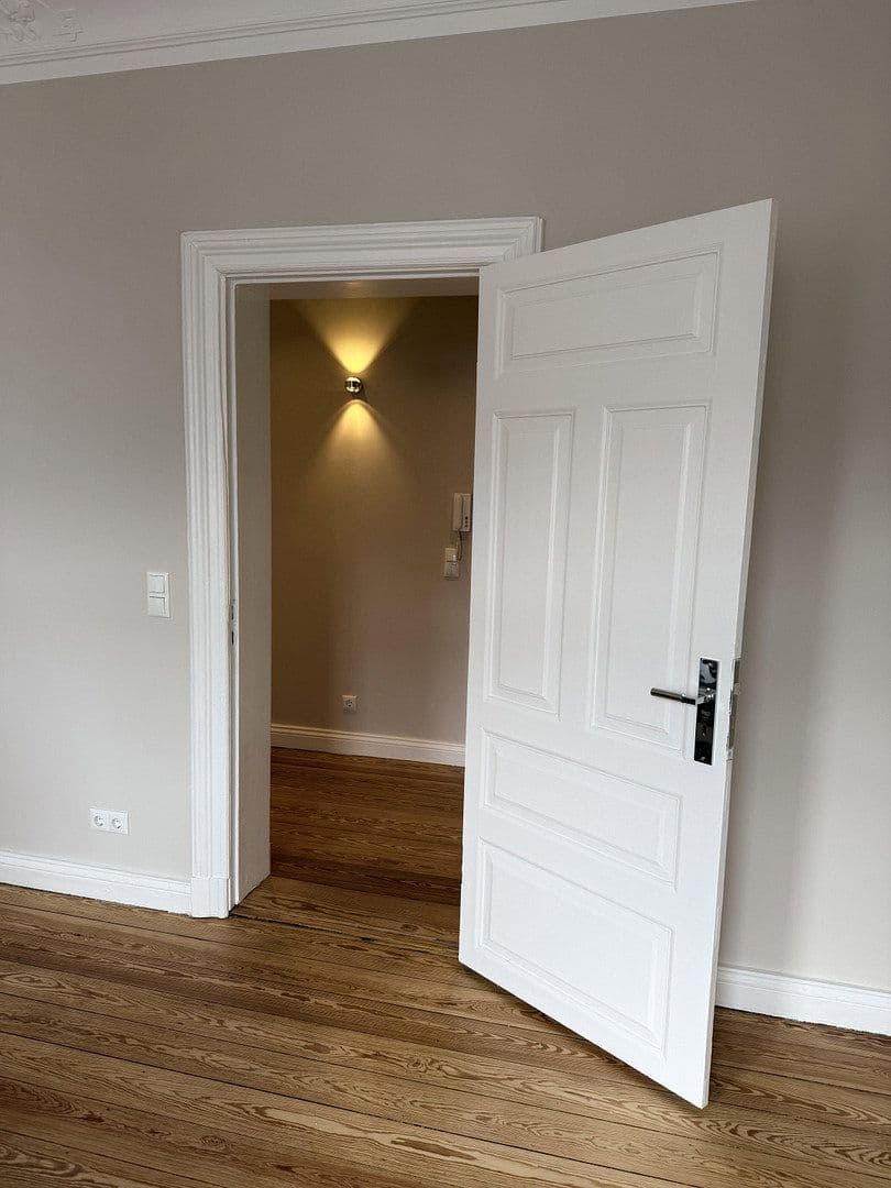 Pronájem bytu 3+1 80 m², Holtenauer Straße 319, Kiel, Šlesvicko-Holštýnsko Pronájem bytu 3+1 80 m², Holtenauer Straße 319, Kiel, Šlesvicko-Holštýnsko