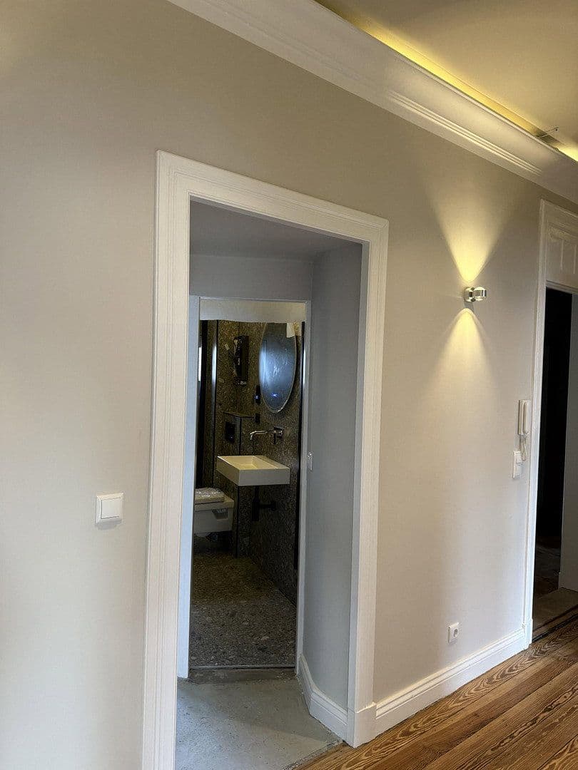 Pronájem bytu 3+1 80 m², Holtenauer Straße 319, Kiel, Šlesvicko-Holštýnsko Pronájem bytu 3+1 80 m², Holtenauer Straße 319, Kiel, Šlesvicko-Holštýnsko