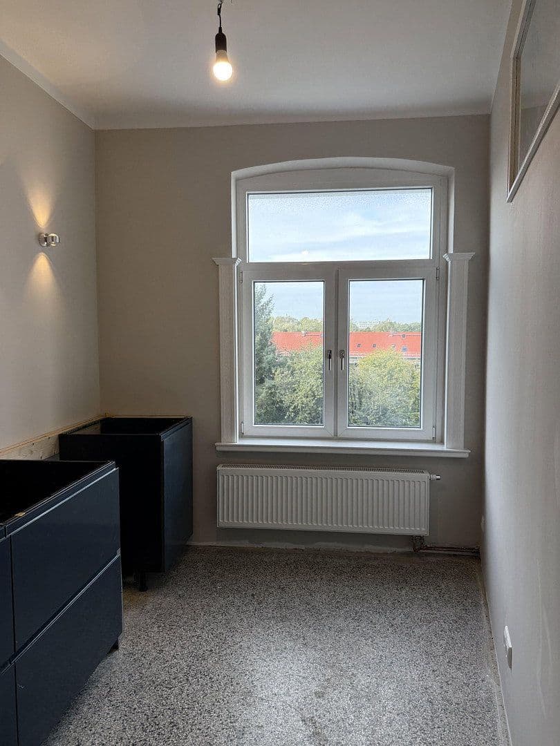 Pronájem bytu 3+1 80 m², Holtenauer Straße 319, Kiel, Šlesvicko-Holštýnsko Pronájem bytu 3+1 80 m², Holtenauer Straße 319, Kiel, Šlesvicko-Holštýnsko