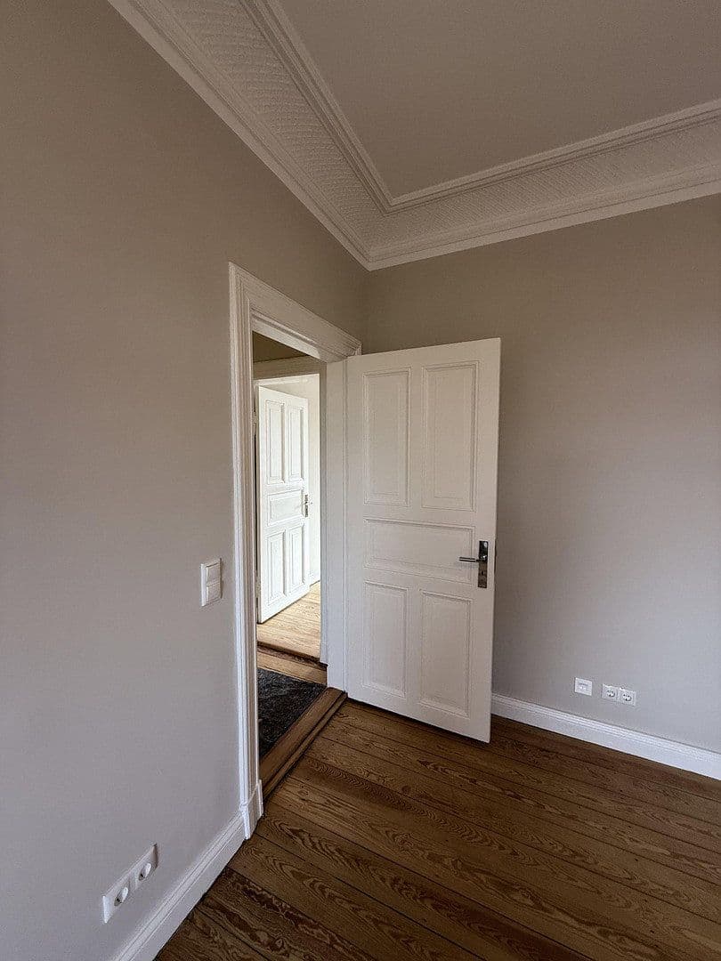 Pronájem bytu 3+1 80 m², Holtenauer Straße 319, Kiel, Šlesvicko-Holštýnsko Pronájem bytu 3+1 80 m², Holtenauer Straße 319, Kiel, Šlesvicko-Holštýnsko