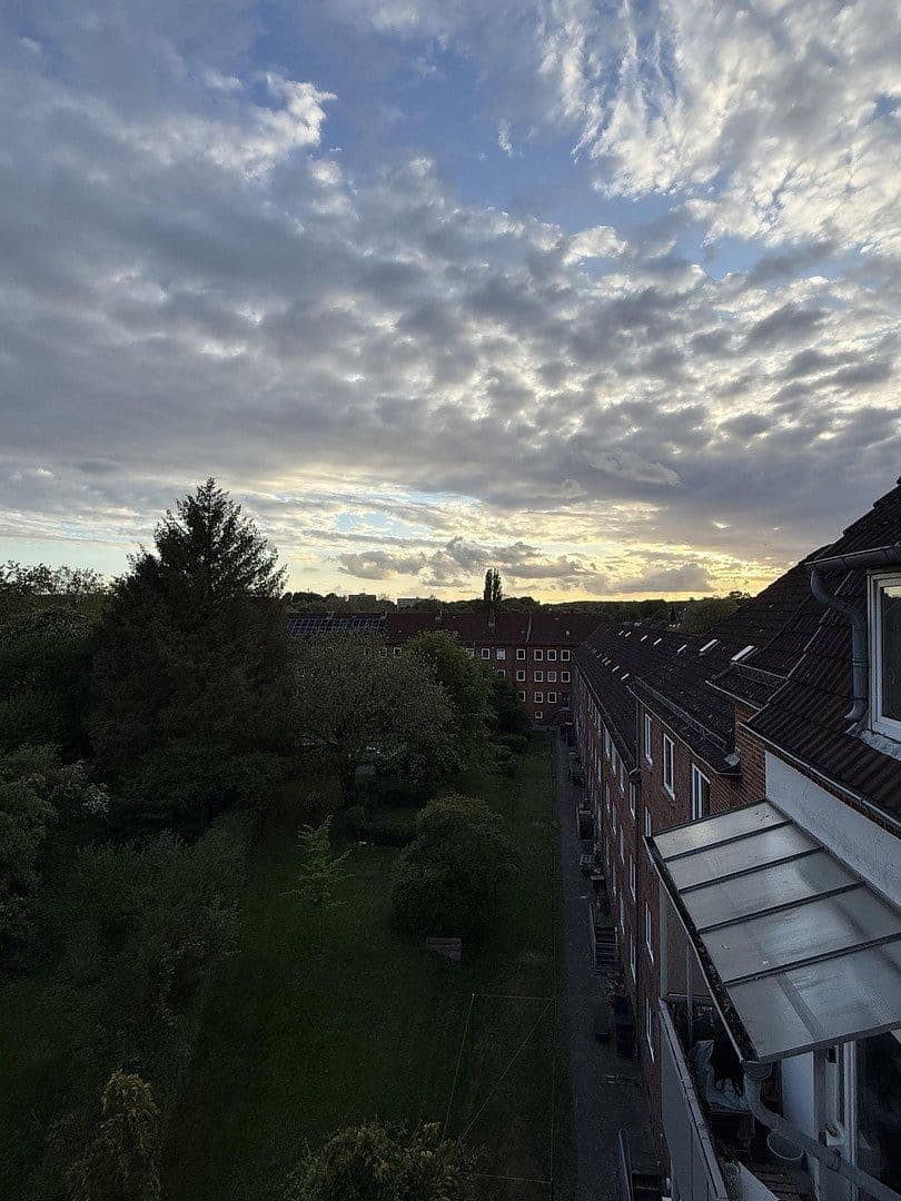 Pronájem bytu 3+1 80 m², Holtenauer Straße 319, Kiel, Šlesvicko-Holštýnsko Pronájem bytu 3+1 80 m², Holtenauer Straße 319, Kiel, Šlesvicko-Holštýnsko