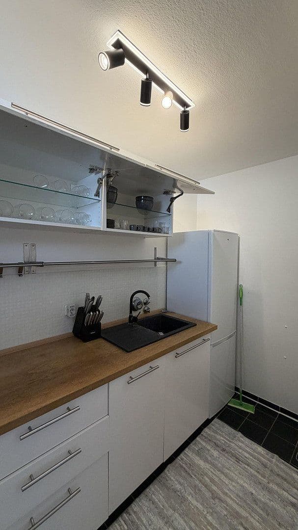 Pronájem bytu 2+1 53 m², Westenendstr. 237, München, Bavorsko Pronájem bytu 2+1 53 m², Westenendstr. 237, München, Bavorsko