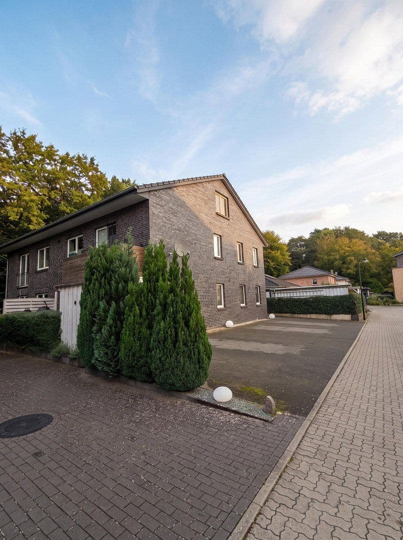 Prodej domu 300 m², pozemek 591 m², Osterrönfeld, Šlesvicko-Holštýnsko Prodej domu 300 m², pozemek 591 m², Osterrönfeld, Šlesvicko-Holštýnsko