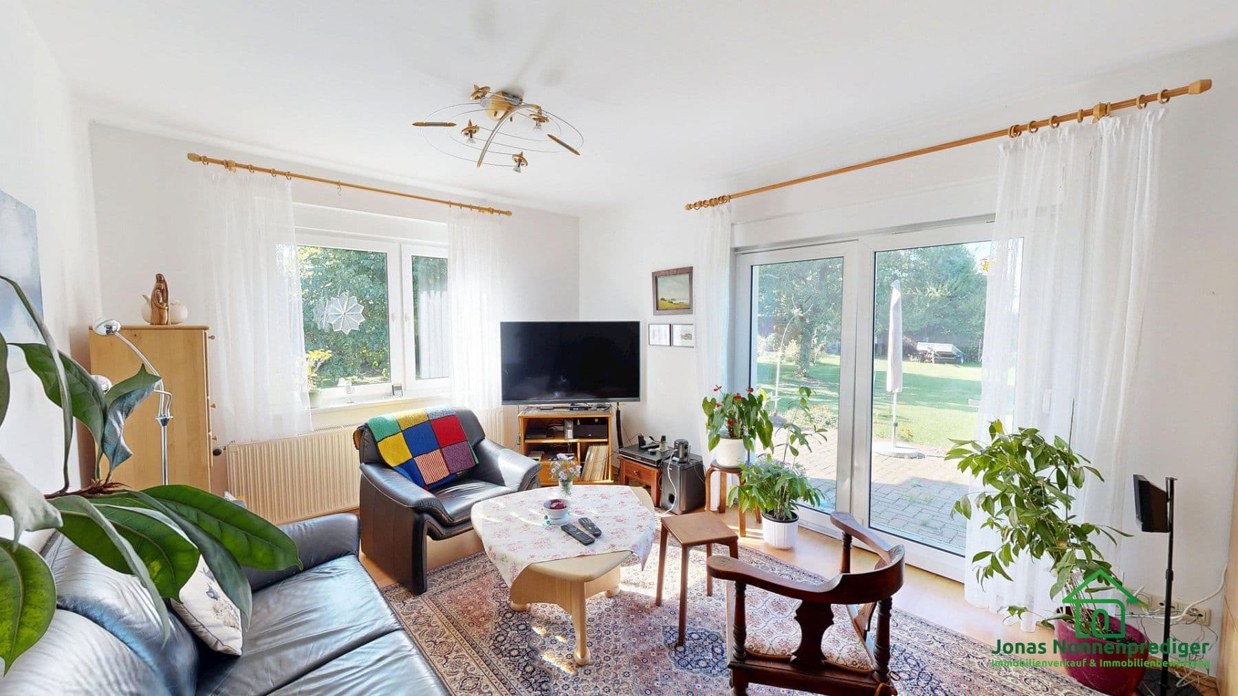 Prodej domu 185 m², pozemek 8.658 m², Bahnhofsweg 8, Alt Sührkow, Mecklenburg-Vorpommern Prodej domu 185 m², pozemek 8.658 m², Bahnhofsweg 8, Alt Sührkow, Mecklenburg-Vorpommern