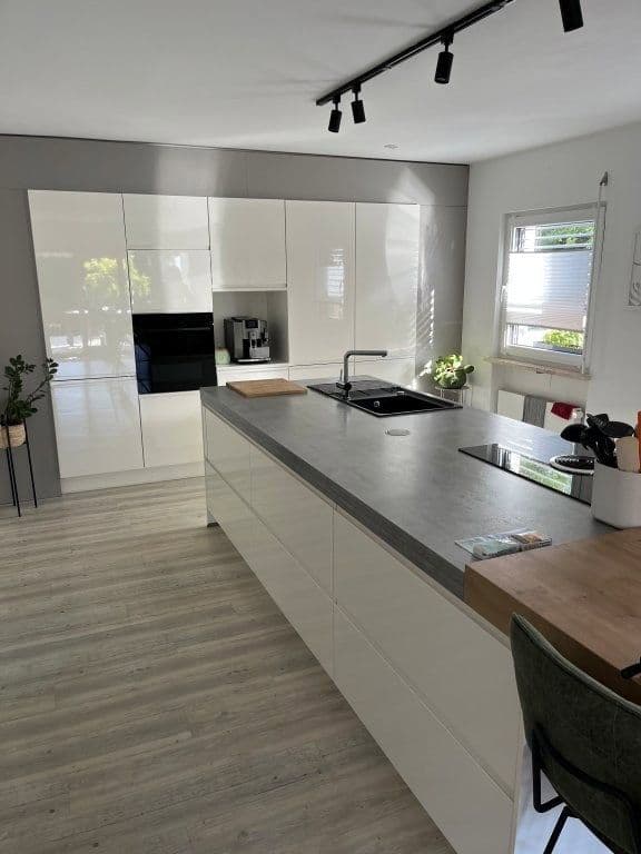 Prodej domu 237 m², pozemek 887 m², Rheinfelden (Baden), Bádensko-Württembersko Prodej domu 237 m², pozemek 887 m², Rheinfelden (Baden), Bádensko-Württembersko