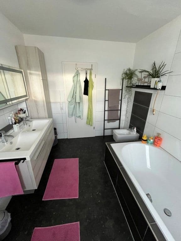 Prodej domu 237 m², pozemek 887 m², Rheinfelden (Baden), Bádensko-Württembersko Prodej domu 237 m², pozemek 887 m², Rheinfelden (Baden), Bádensko-Württembersko