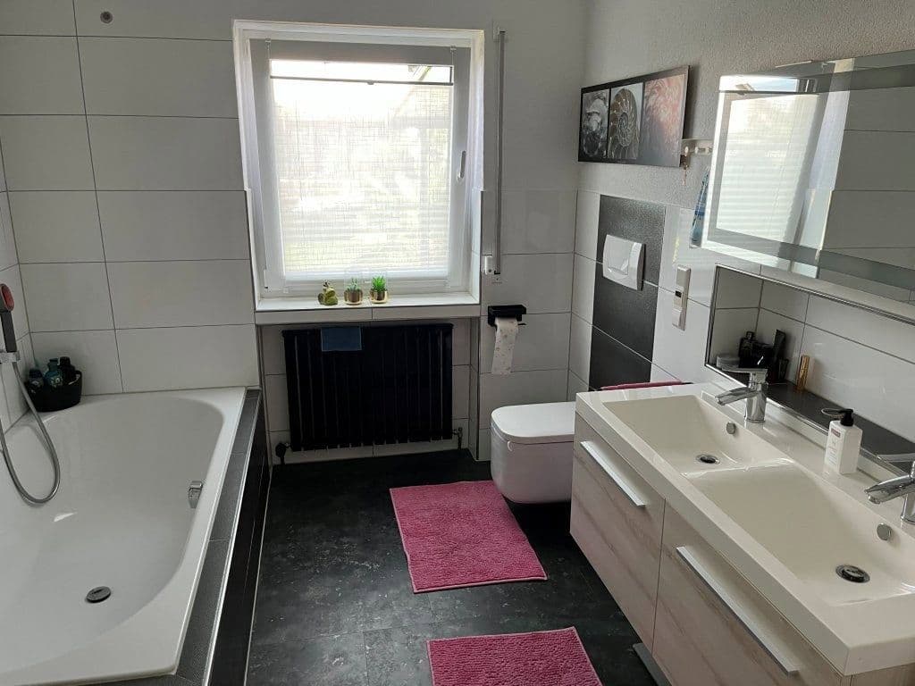 Prodej domu 237 m², pozemek 887 m², Rheinfelden (Baden), Bádensko-Württembersko Prodej domu 237 m², pozemek 887 m², Rheinfelden (Baden), Bádensko-Württembersko