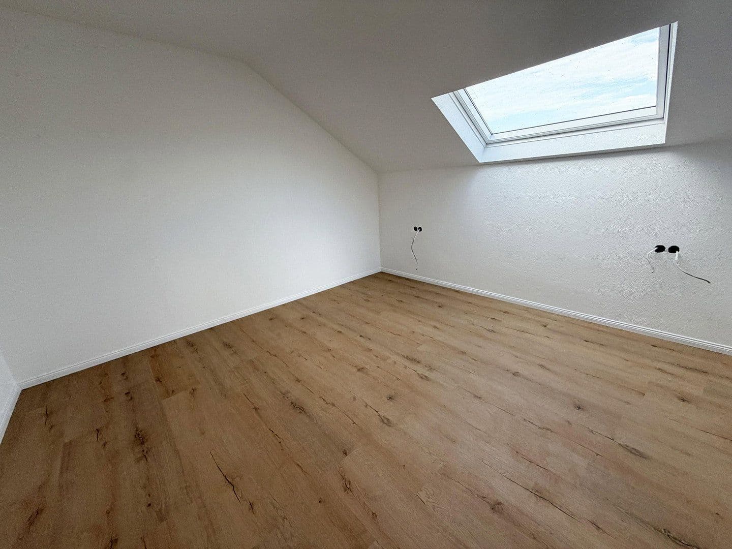 Pronájem bytu 2+1 46 m², Oberstenfeld, Bádensko-Württembersko Pronájem bytu 2+1 46 m², Oberstenfeld, Bádensko-Württembersko