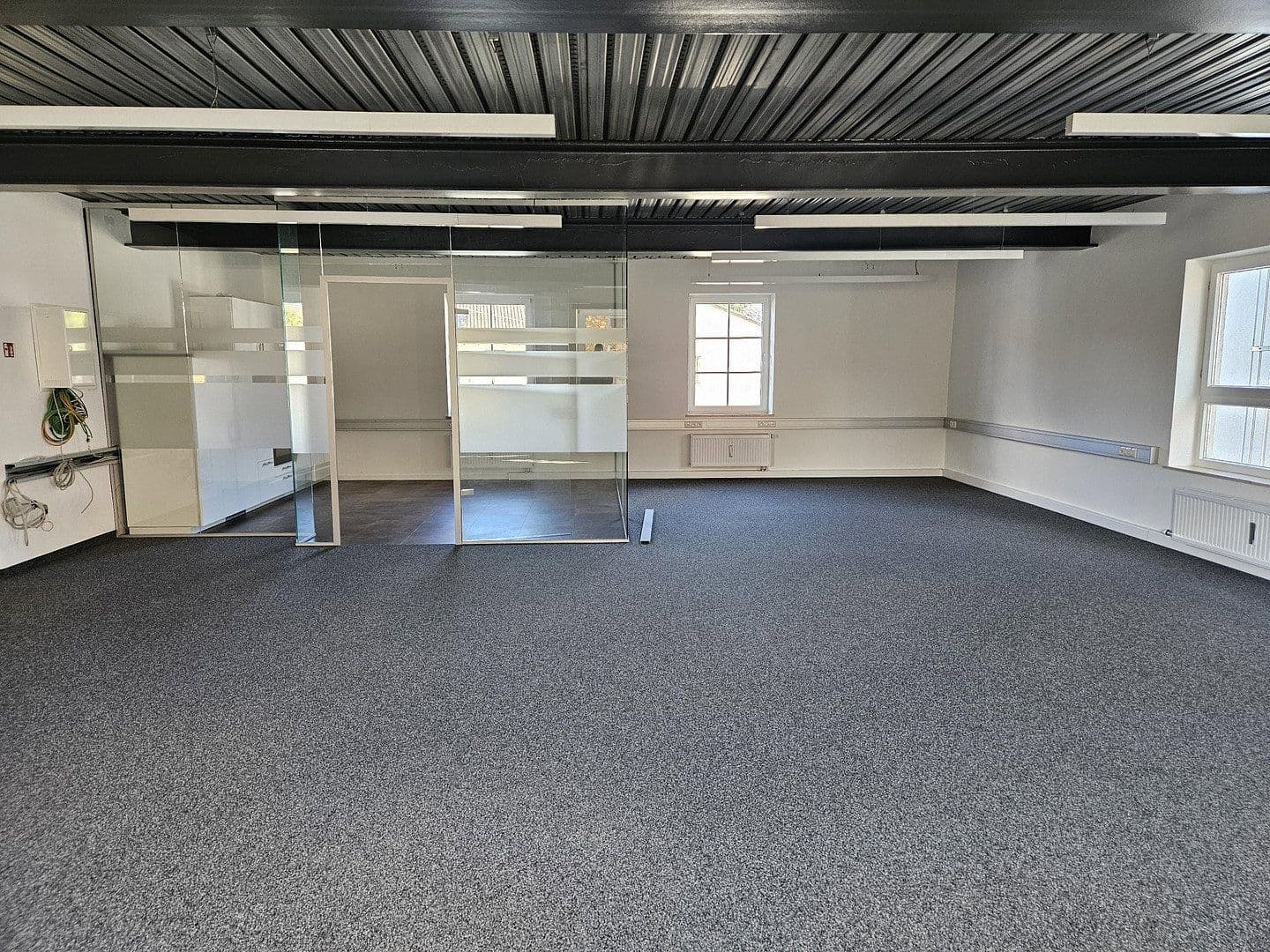 Pronájem kanceláře 133 m², Kirchenstraße 2, Feldkirchen, Bavorsko Pronájem kanceláře 133 m², Kirchenstraße 2, Feldkirchen, Bavorsko