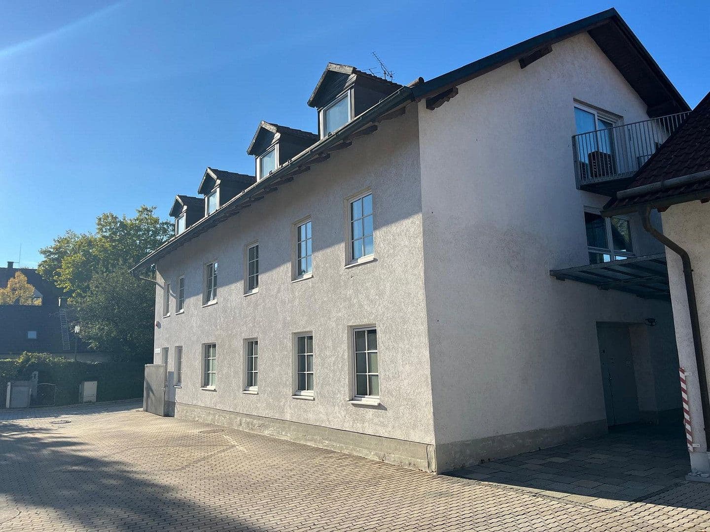 Pronájem kanceláře 133 m², Kirchenstraße 2, Feldkirchen, Bavorsko Pronájem kanceláře 133 m², Kirchenstraße 2, Feldkirchen, Bavorsko