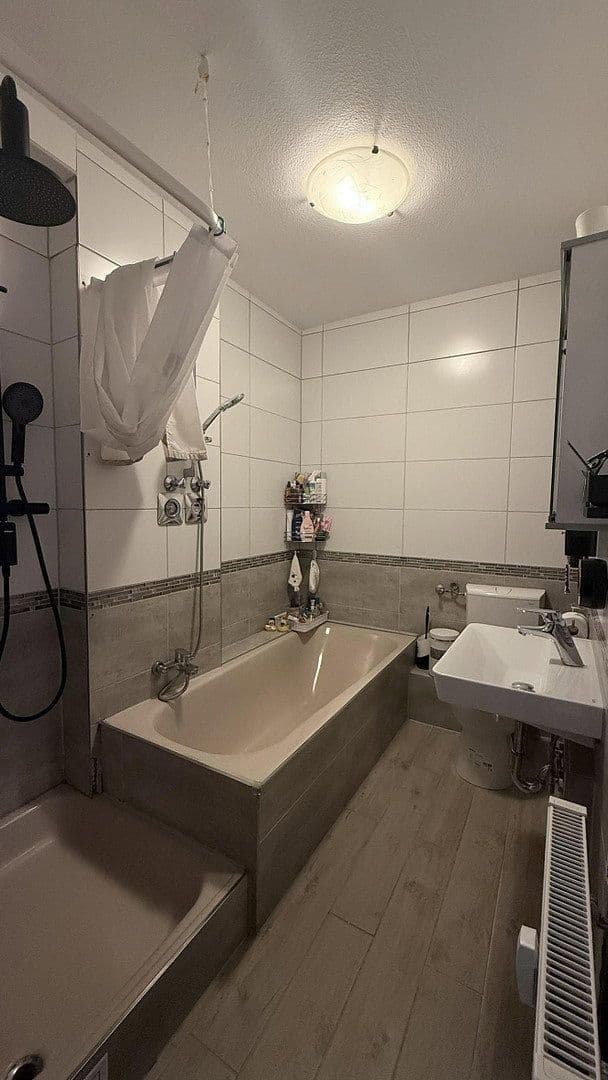 Prodej bytu 2+1 54 m², Liebigstraße 30, Offenbach am Main, Hessen Prodej bytu 2+1 54 m², Liebigstraße 30, Offenbach am Main, Hessen