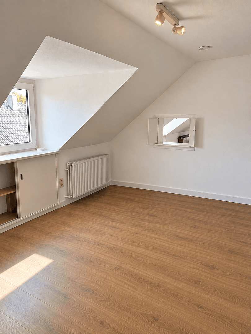 Pronájem bytu 3+1 90 m², Augustastraße 41, Witten, Severní Porýní-Vestfálsko Pronájem bytu 3+1 90 m², Augustastraße 41, Witten, Severní Porýní-Vestfálsko