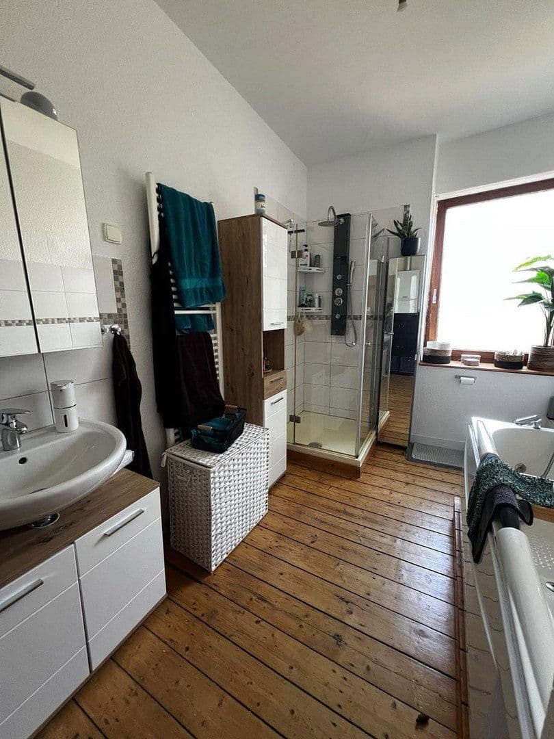 Prodej domu 421 m², pozemek 571 m², Steinstraße 15, Herne, Severní Porýní-Vestfálsko Prodej domu 421 m², pozemek 571 m², Steinstraße 15, Herne, Severní Porýní-Vestfálsko