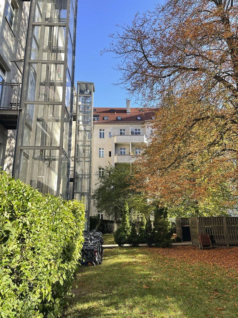 Prodej bytu 4+1 89 m², Wichertstrasse 21, Berlin, Berlín Prodej bytu 4+1 89 m², Wichertstrasse 21, Berlin, Berlín