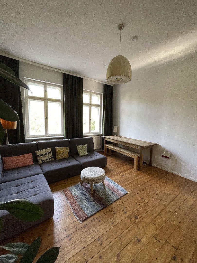 Prodej bytu 4+1 89 m², Wichertstrasse 21, Berlin, Berlín Prodej bytu 4+1 89 m², Wichertstrasse 21, Berlin, Berlín