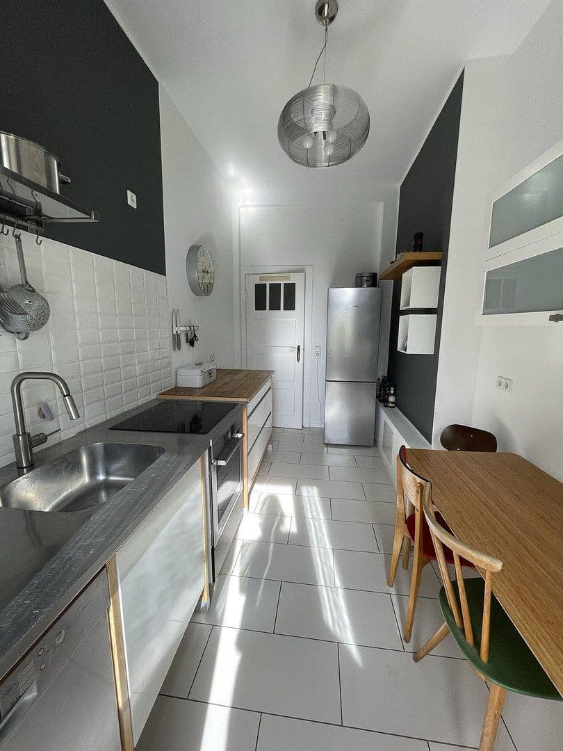 Prodej bytu 4+1 89 m², Wichertstrasse 21, Berlin, Berlín Prodej bytu 4+1 89 m², Wichertstrasse 21, Berlin, Berlín