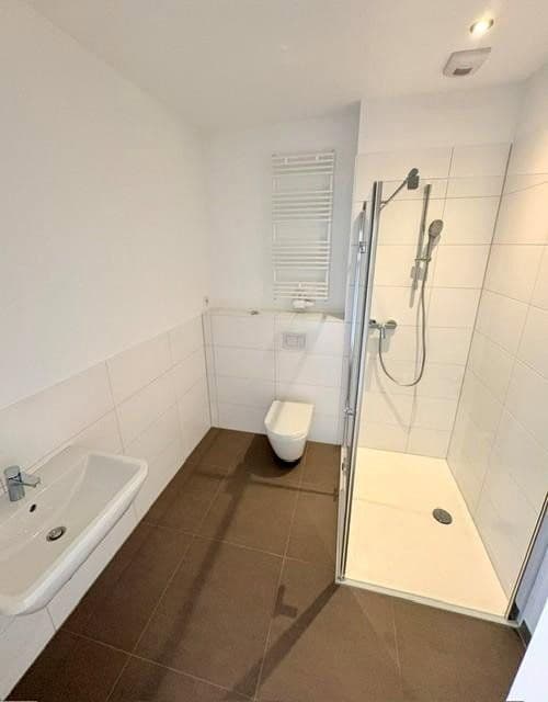 Pronájem domu 145 m², pozemek 115 m², Stein, Bavorsko Pronájem domu 145 m², pozemek 115 m², Stein, Bavorsko